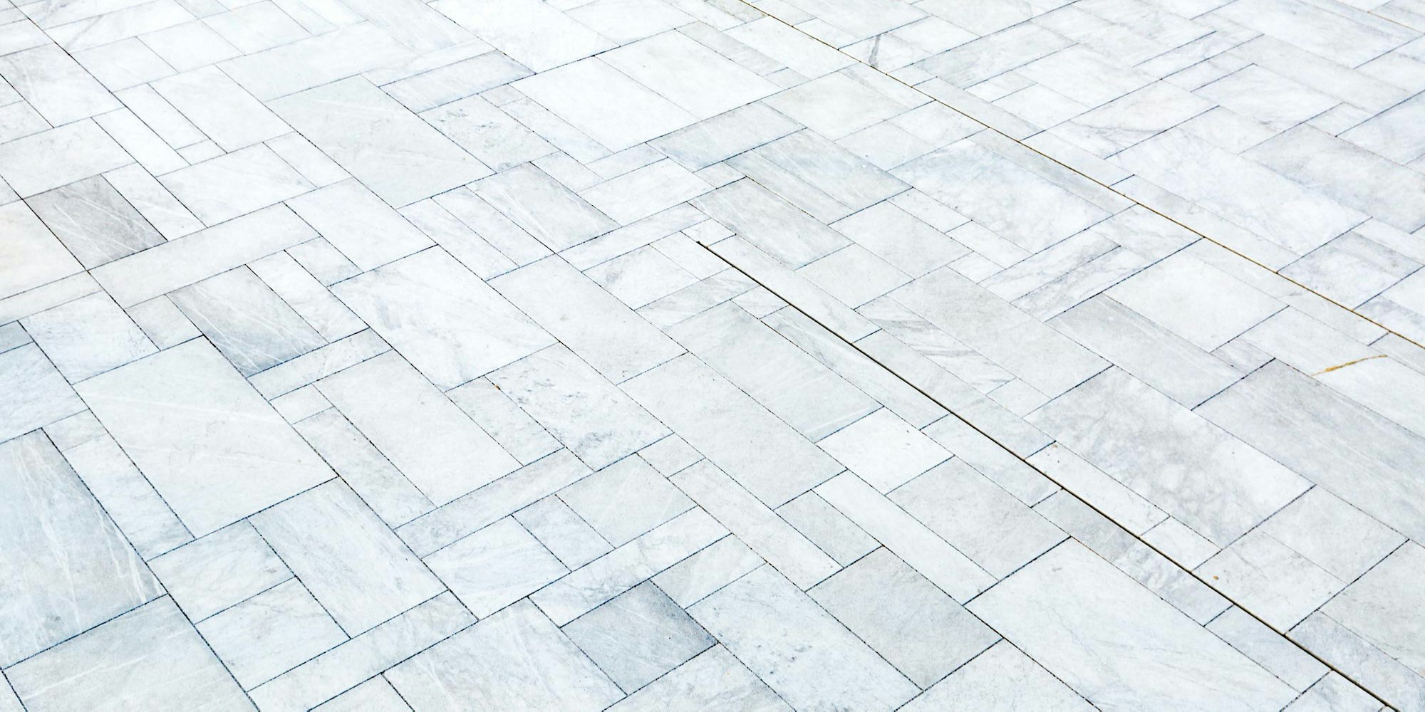 F20 - Gift Guide Holiday Image Everyday Essentials