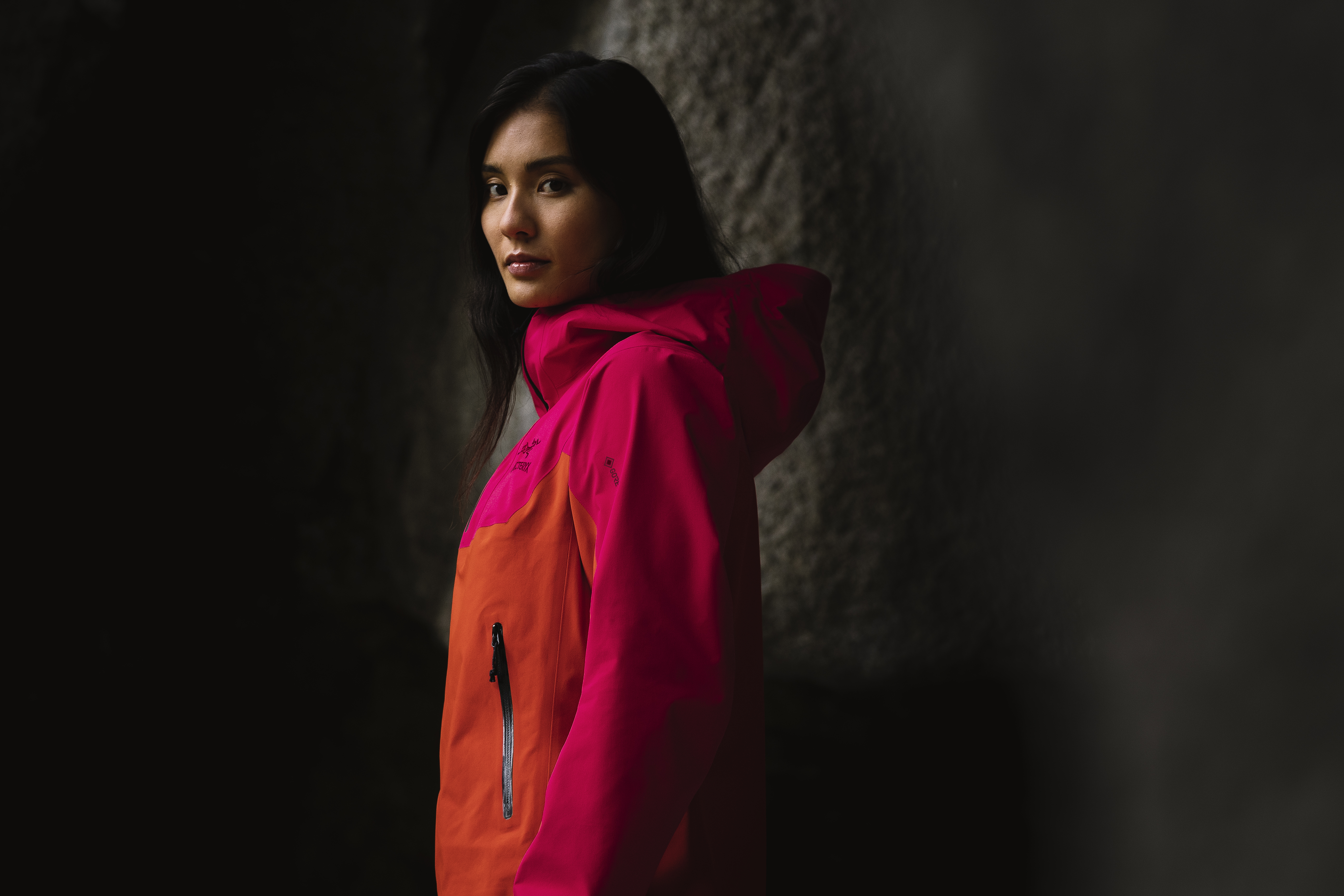 s20 - Alpha Pullover main slot